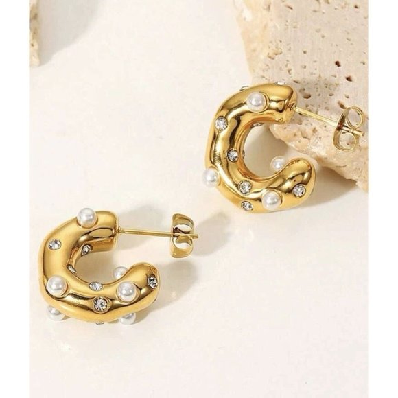 18K Gold Titanium Inlaid Pearls Open Hoop Earrings - Picture 5 of 7